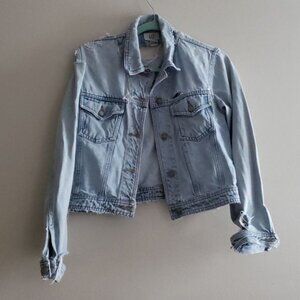 gap light wash THRASHER denim jacket